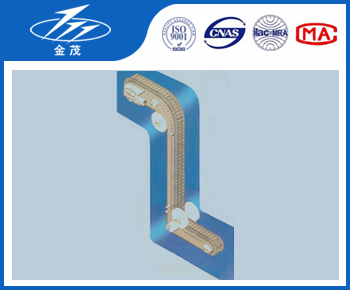 大傾角皮帶輸送機(jī)的簡(jiǎn)介